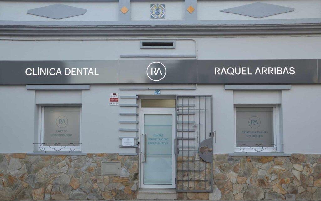Clínica Dental a Salt